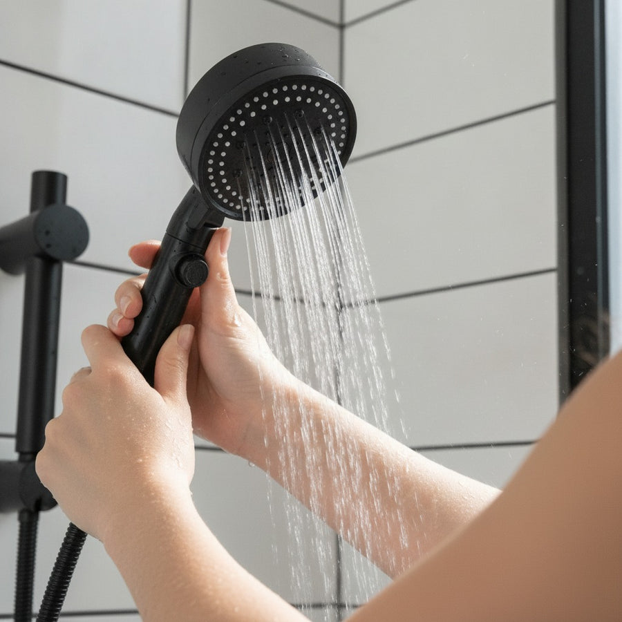 El botón que corta el agua sin tocar el grifo